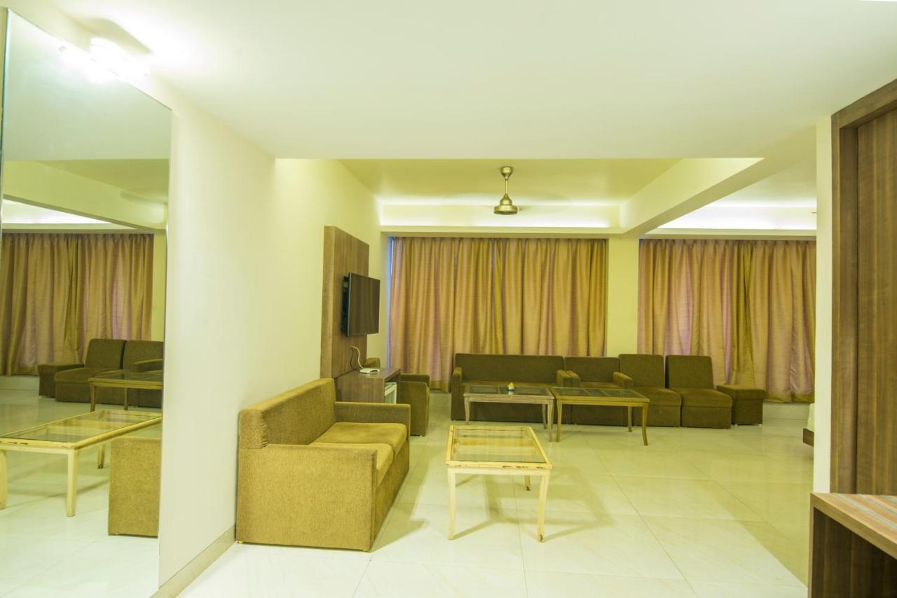 Palette Hotel Nisarga By Sunday Bhopal Dış mekan fotoğraf