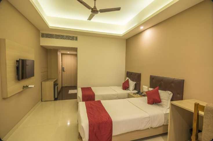 Palette Hotel Nisarga By Sunday Bhopal Dış mekan fotoğraf