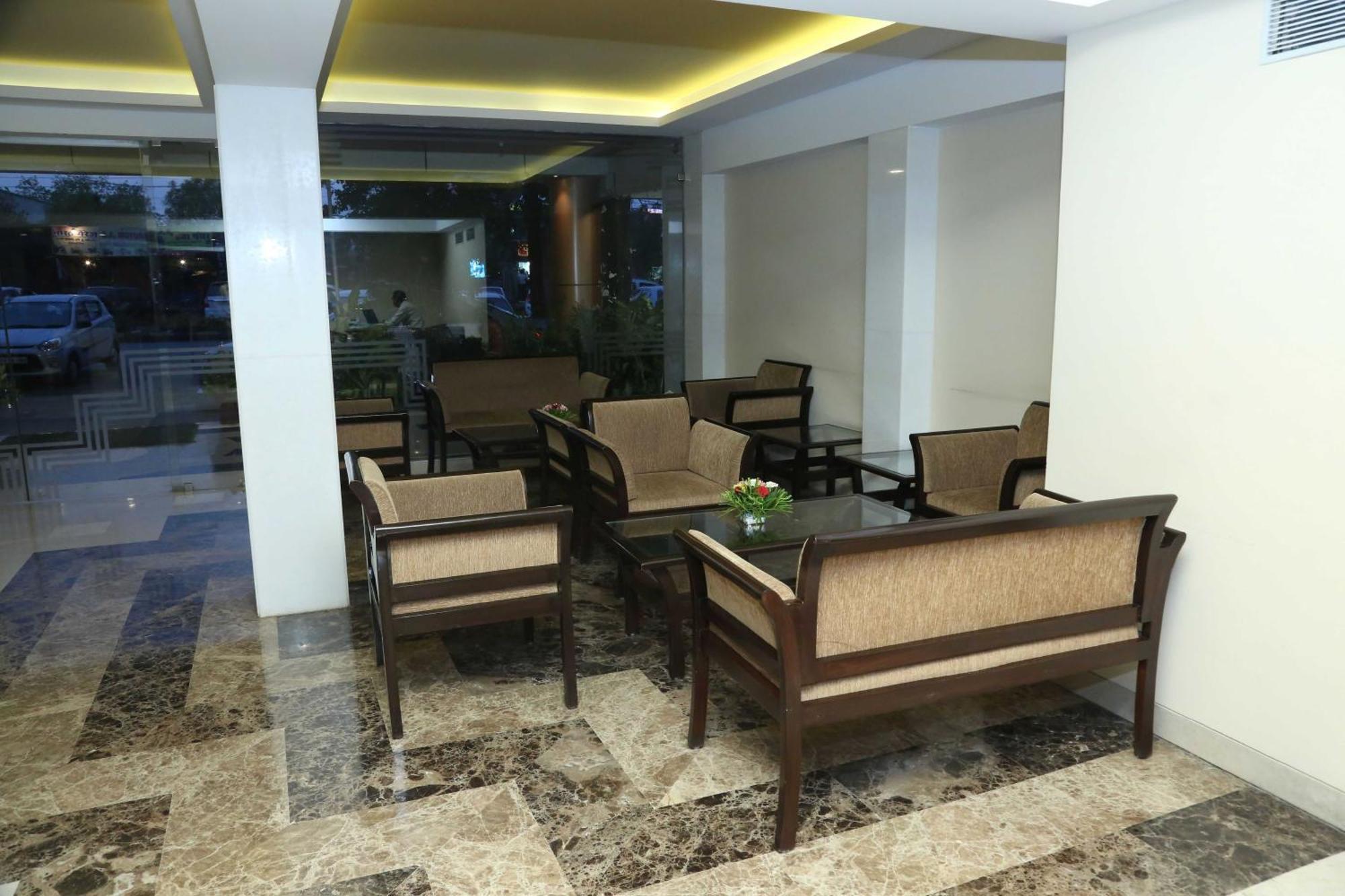 Palette Hotel Nisarga By Sunday Bhopal Dış mekan fotoğraf