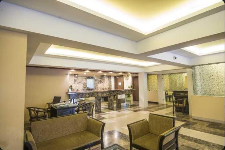 Palette Hotel Nisarga By Sunday Bhopal Dış mekan fotoğraf